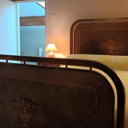 Le Chevrefeuille Apartment *